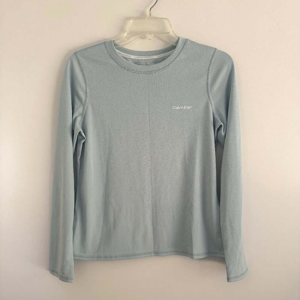 Calvin Klein Women's Long Sleeve 40+ Protection Moisture Wicking UPF Top